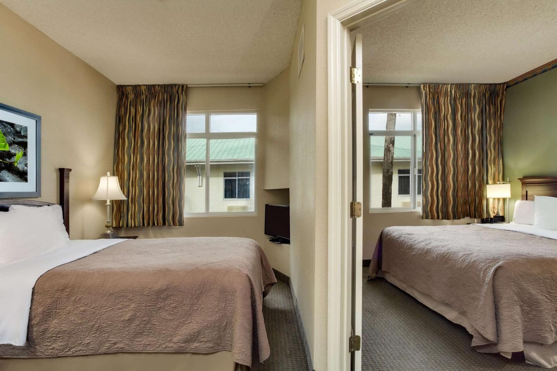 MainStay Suites at PGA Village gallery photo in Port Saint Lucie, FL — image 7
