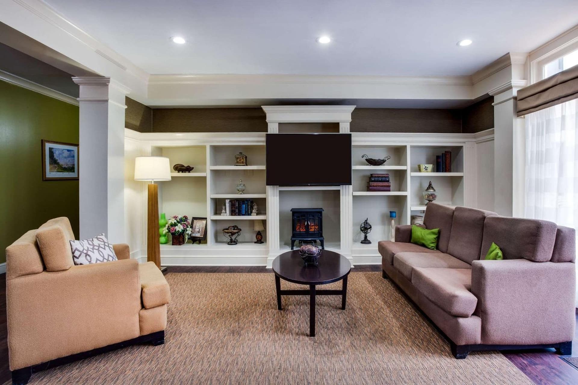 MainStay Suites at PGA Village gallery photo in Port Saint Lucie, FL — image 12