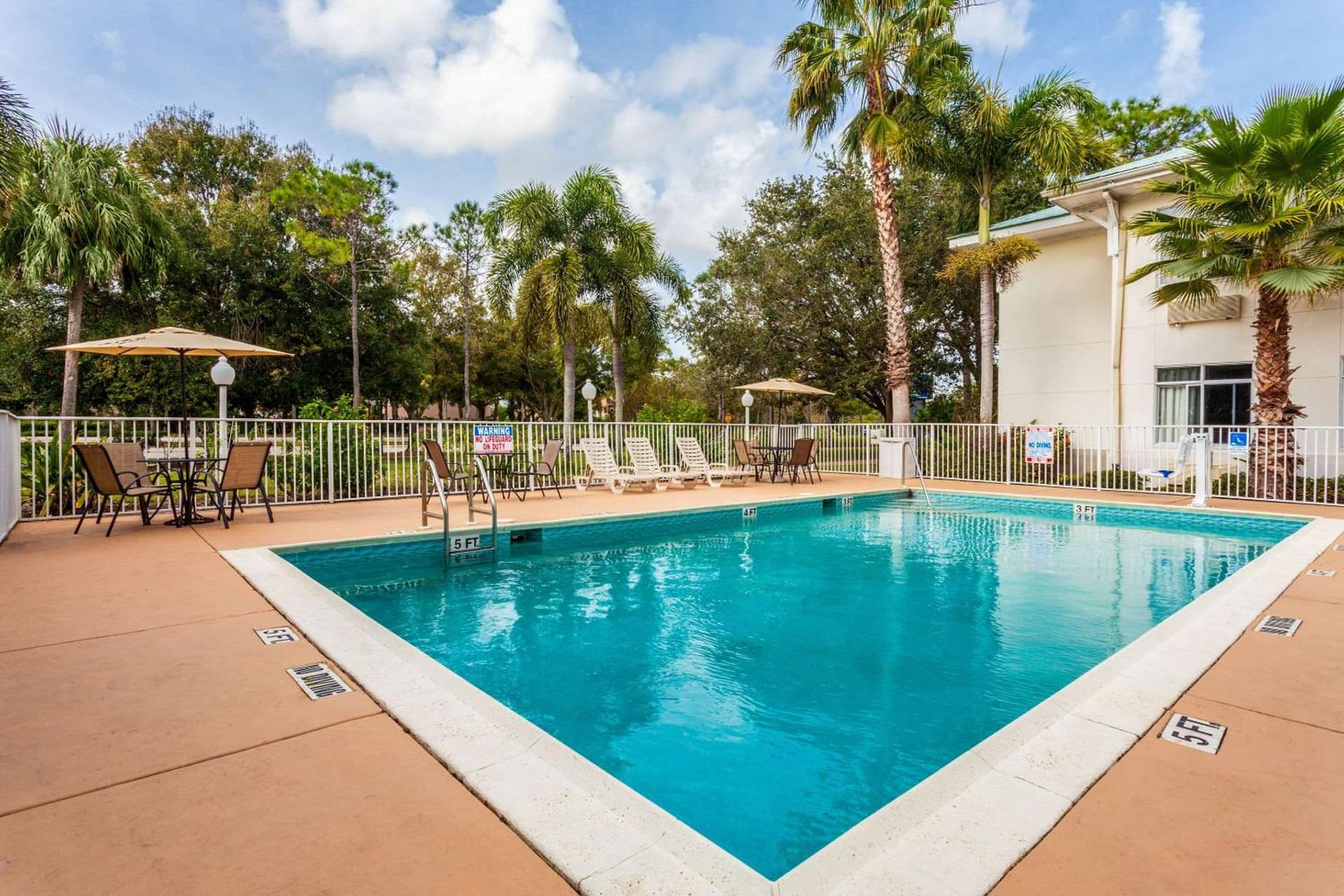 MainStay Suites at PGA Village property views in Port Saint Lucie, FL — gallery photo 3