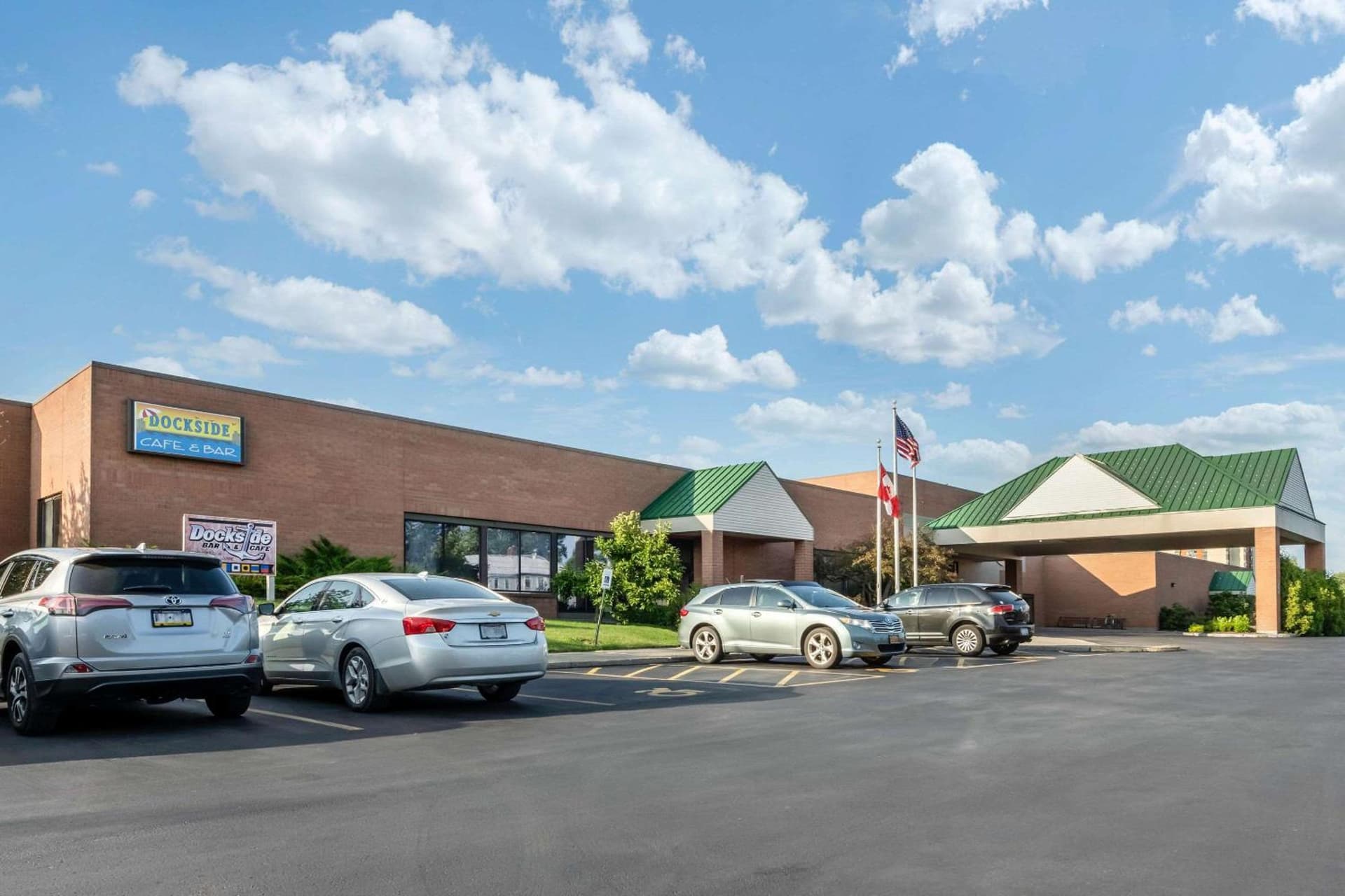Clarion Hotel Conference Center on Lake Erie — hotel in Dunkirk, New York