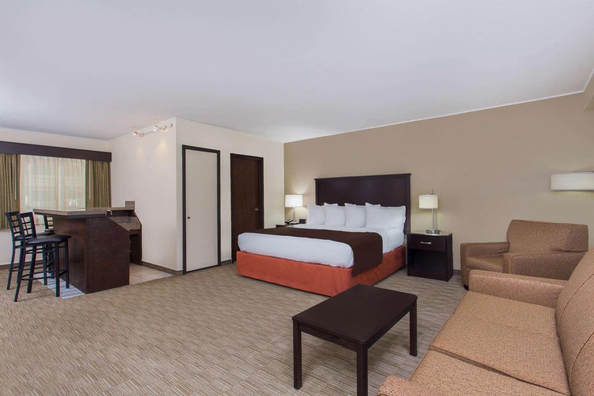 AmericInn by Wyndham Janesville gallery photo in Janesville, WI — image 33
