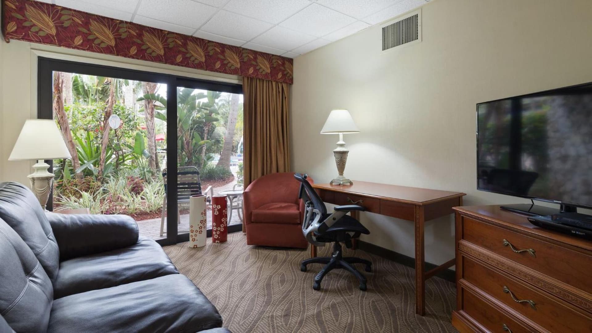 Best Western Naples Inn & Suites gallery photo in Naples, FL — image 25