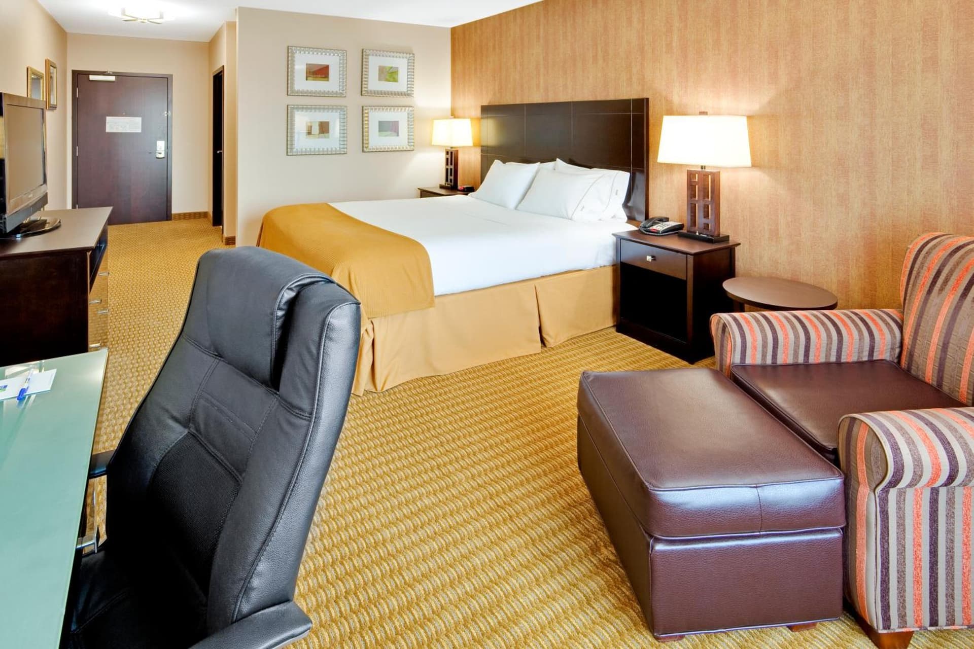Holiday Inn Express Hotel & Suites Lebanon by IHG gallery photo in Lebanon, PA — image 41