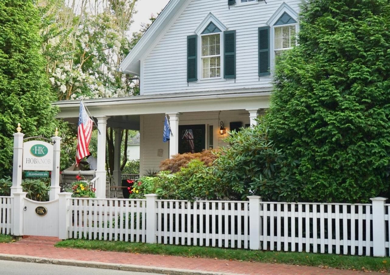 Hob Knob featured exterior or lobby in Edgartown — similar hotel