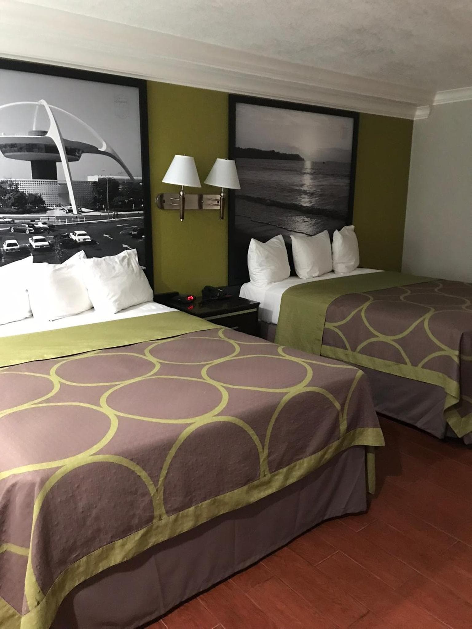 Super 8 by Wyndham Inglewood/LAX/LA Airport gallery photo in Inglewood, CA — image 38