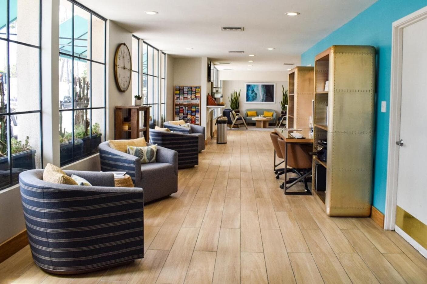 Beachside Inn gallery photo in Santa Barbara, CA — image 216