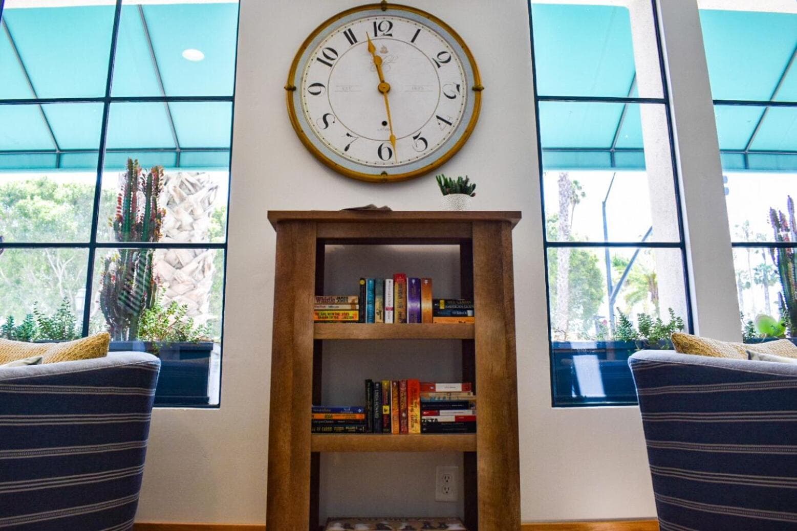 Beachside Inn gallery photo in Santa Barbara, CA — image 15
