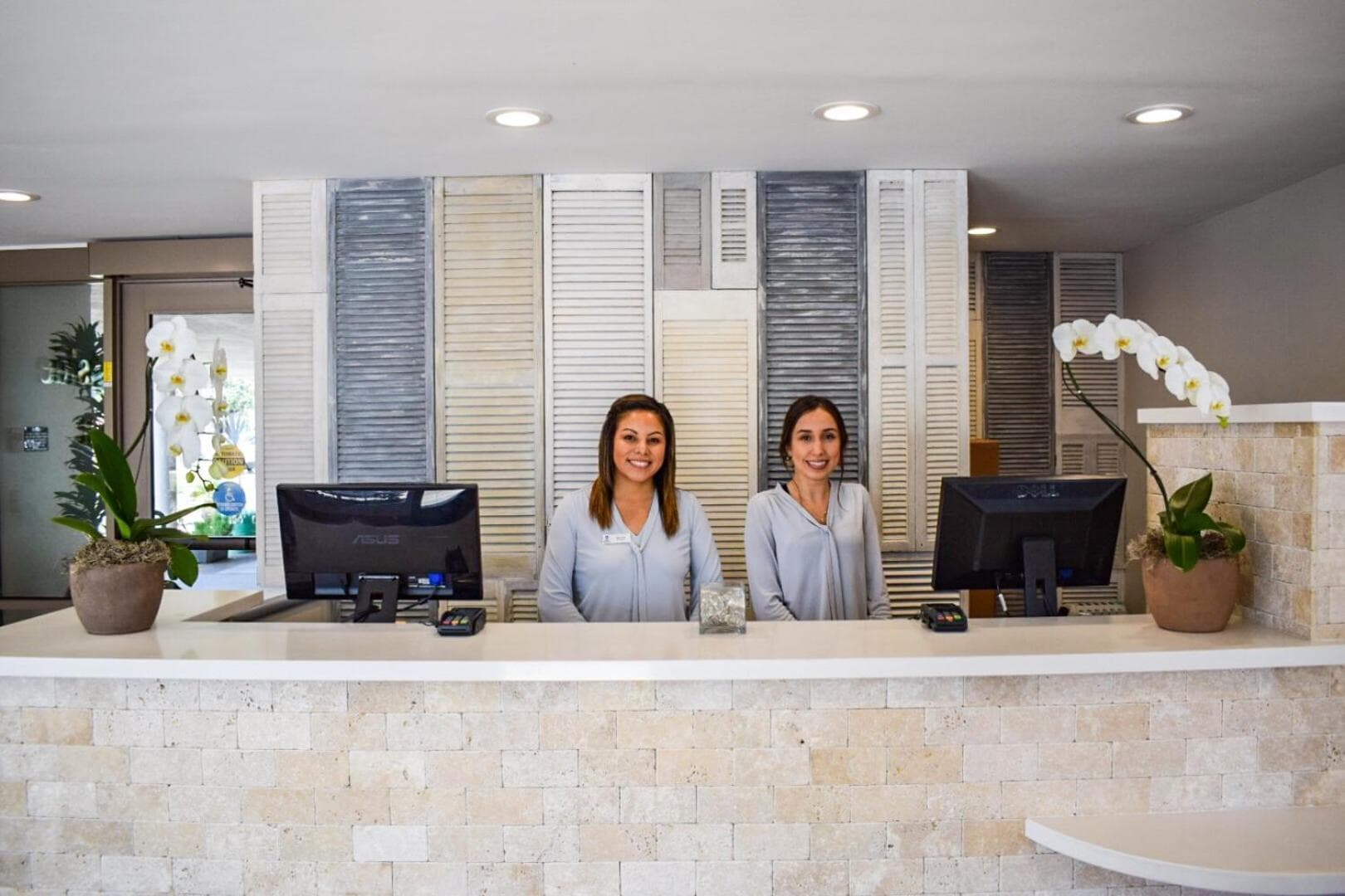 Beachside Inn gallery photo in Santa Barbara, CA — image 214