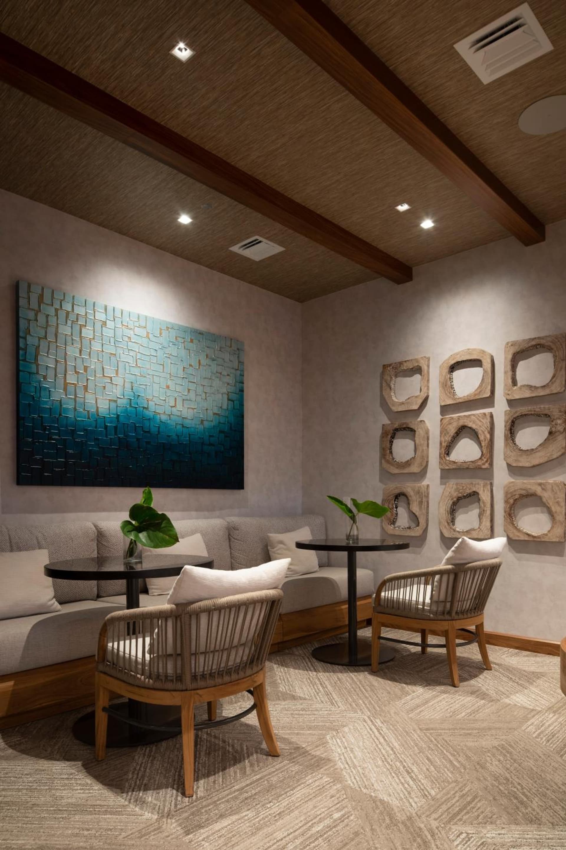 'Alohilani Resort Waikiki Beach gallery photo in Honolulu, HI — image 53