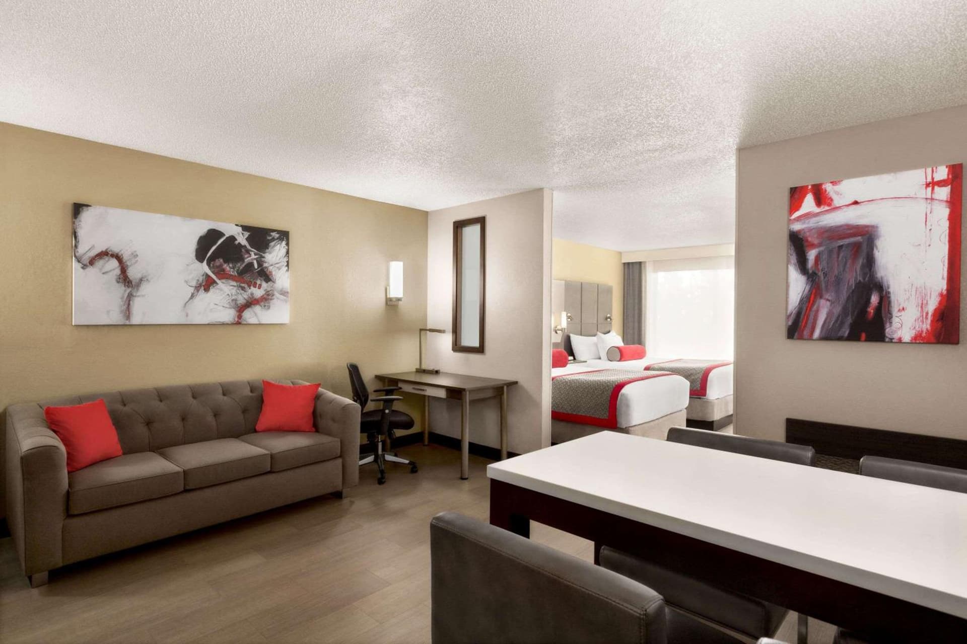 Ramada by Wyndham Suites Orlando Airport- Free Airport Shuttle gallery photo in Orlando, FL — image 11