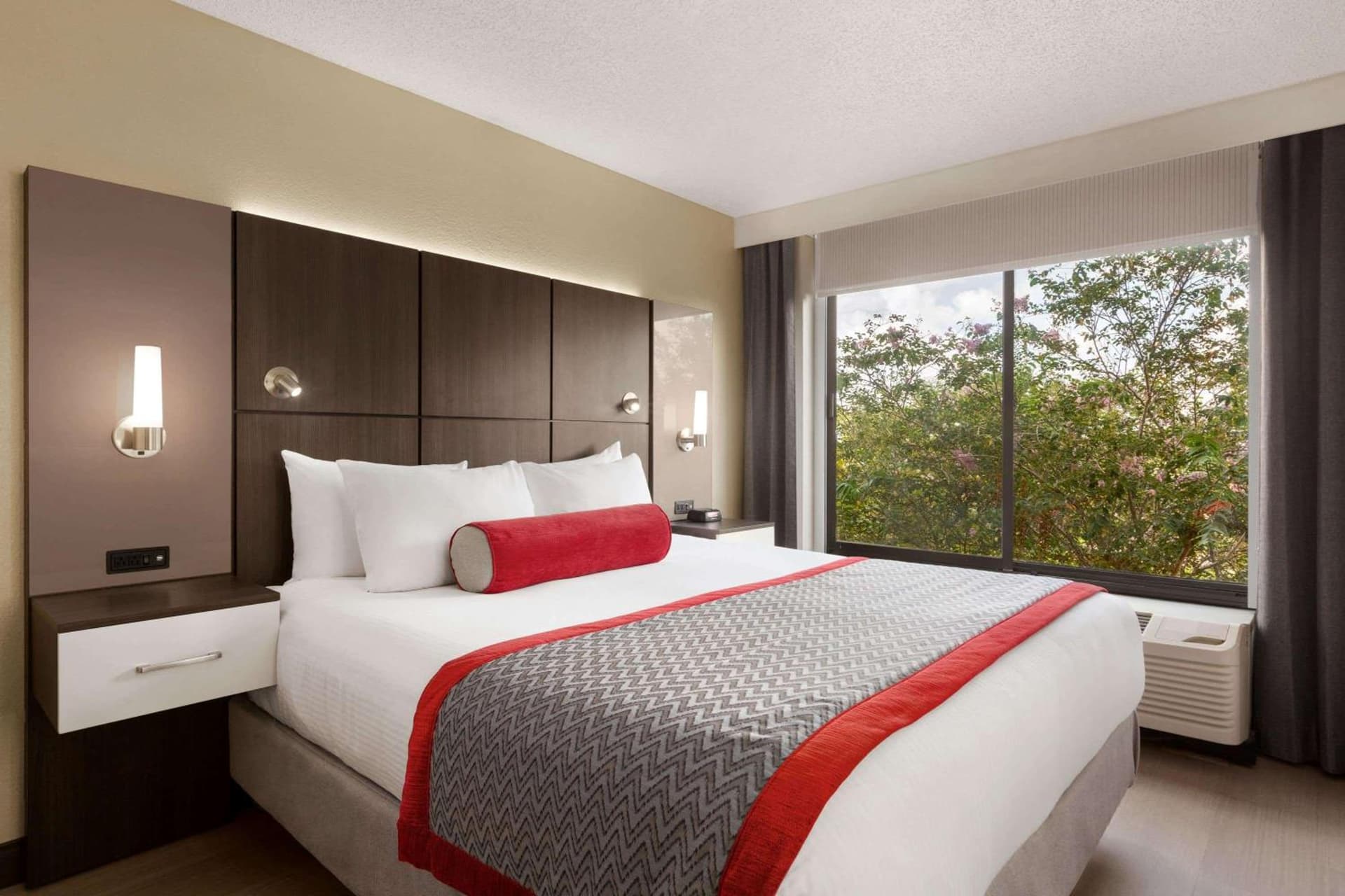 Ramada by Wyndham Suites Orlando Airport- Free Airport Shuttle gallery photo in Orlando, FL — image 24