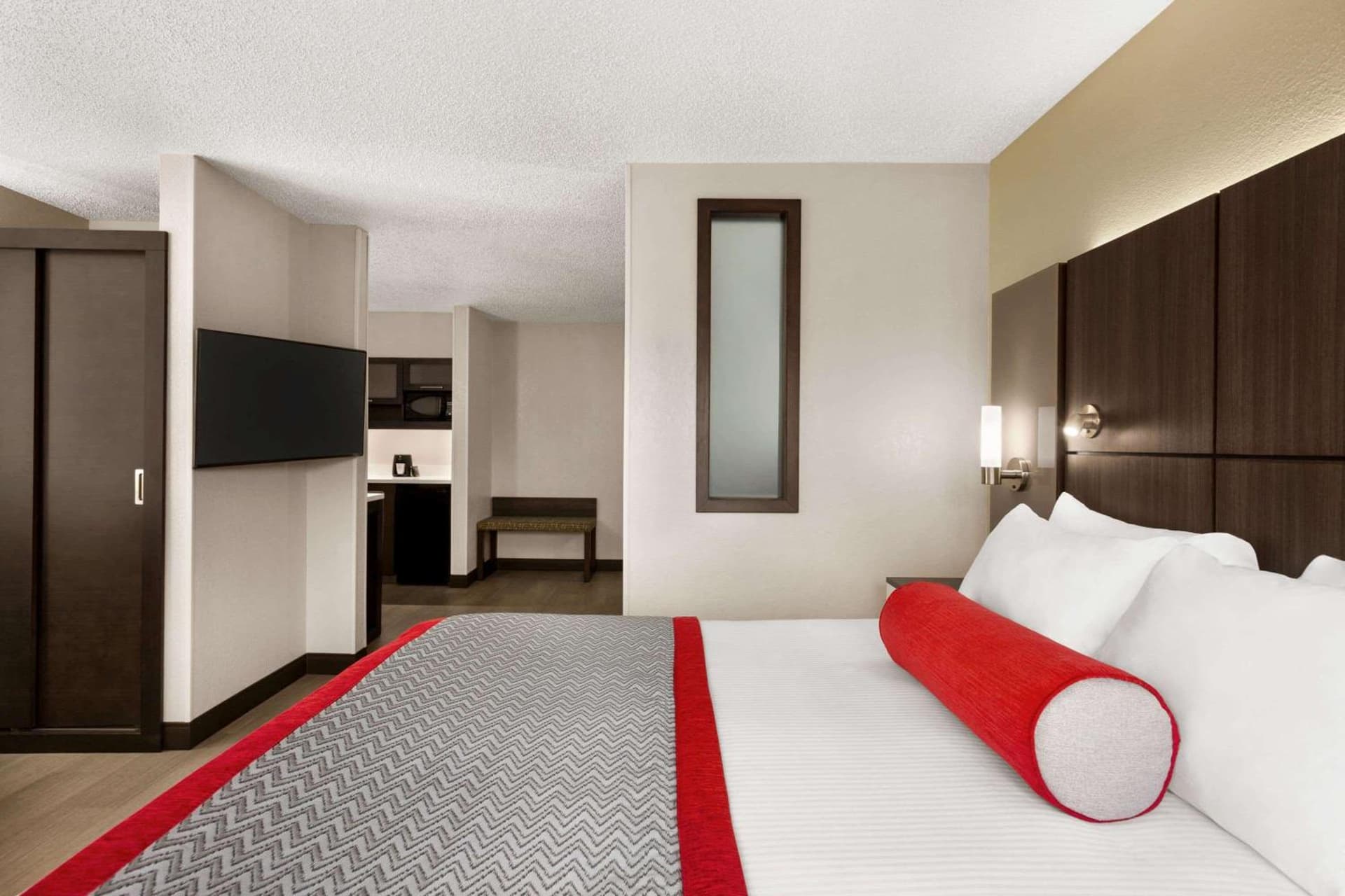 Ramada by Wyndham Suites Orlando Airport- Free Airport Shuttle gallery photo in Orlando, FL — image 15
