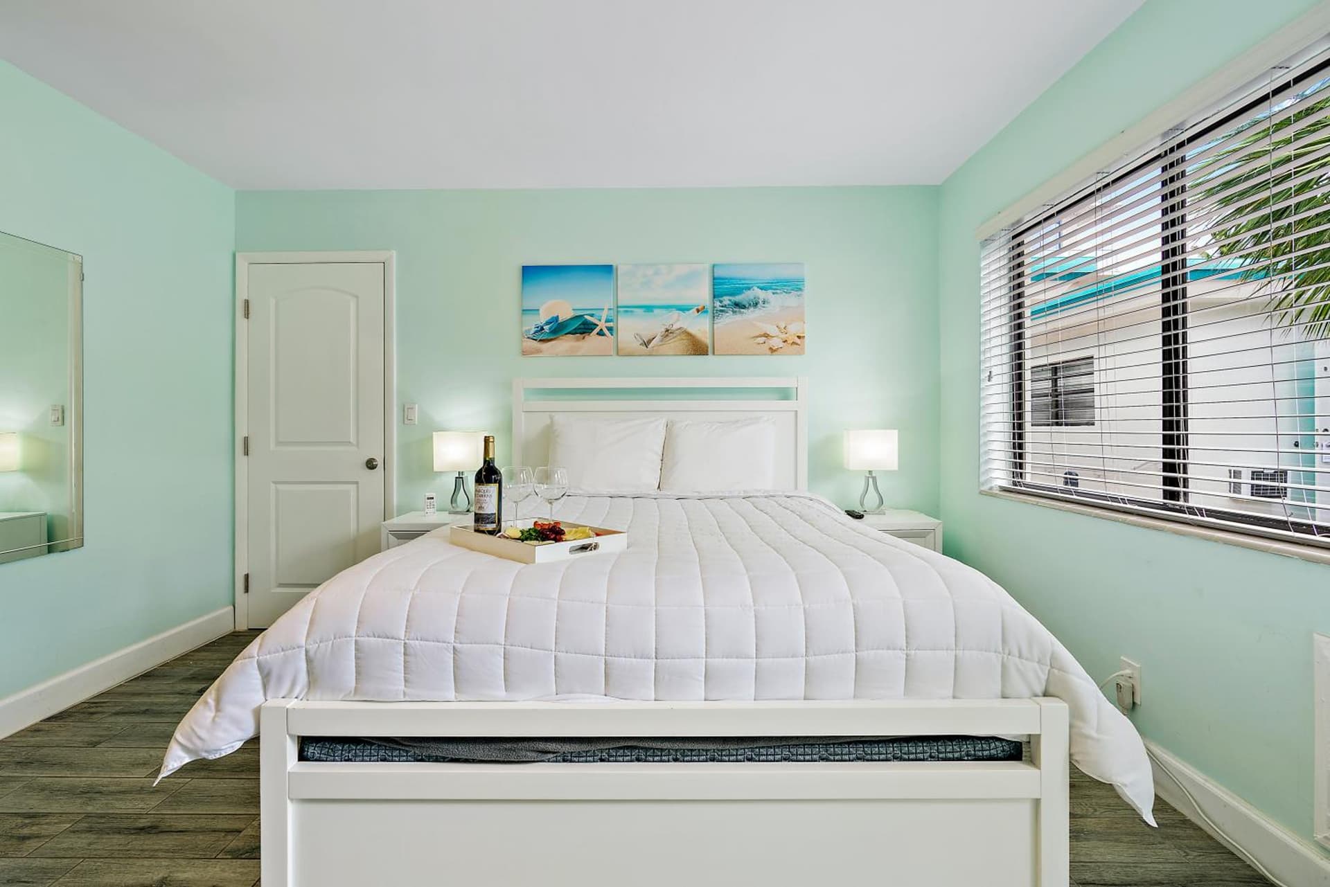 Hollywood Beachside Boutique Suite gallery photo in Hollywood, FL — image 13