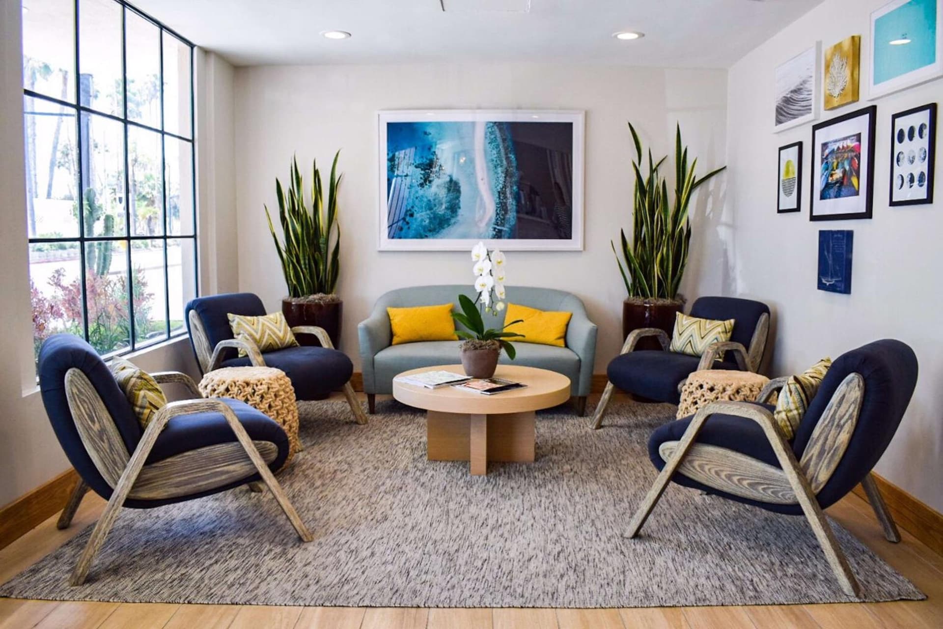Beachside Inn gallery photo in Santa Barbara, CA — image 17