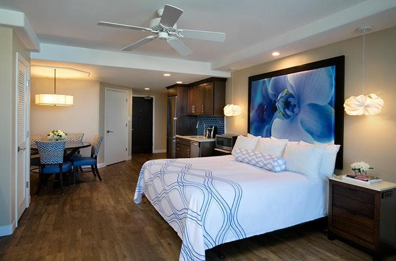Lido Beach Resort - Sarasota property views in Sarasota, FL — gallery photo 3
