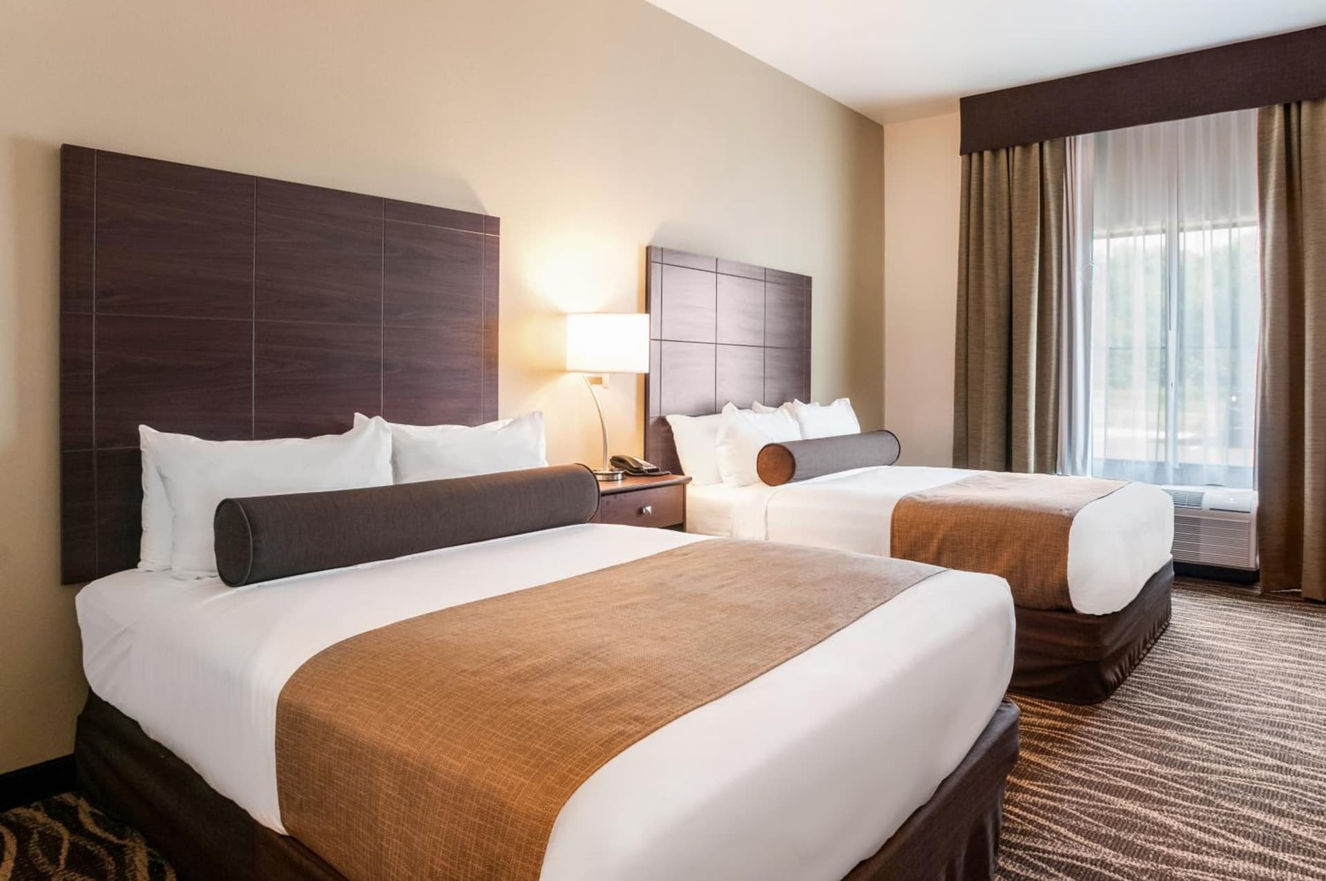 Cobblestone Hotel & Suites Appleton International Airport gallery photo in Neenah, WI — image 44