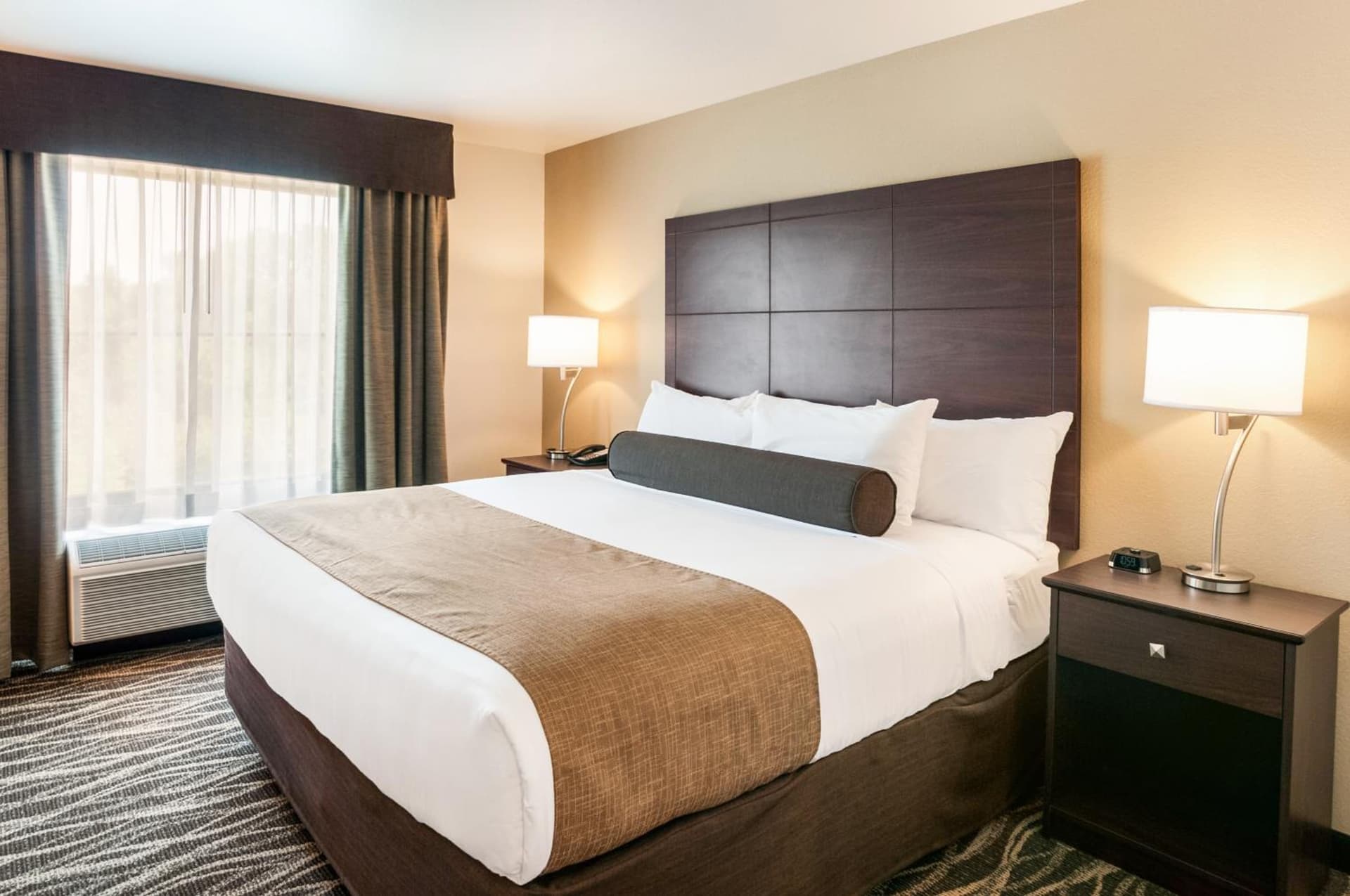 Cobblestone Hotel & Suites Appleton International Airport gallery photo in Neenah, WI — image 29