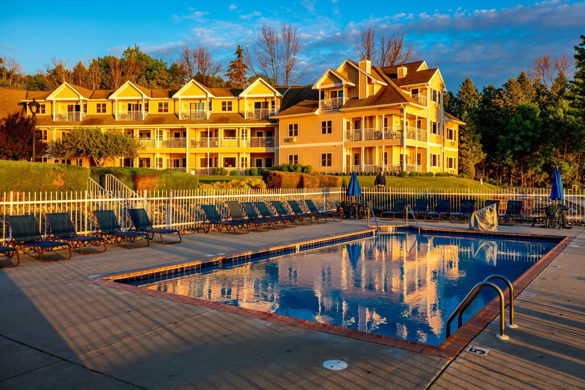 Westwood Shores Waterfront Resort property views in Sturgeon Bay, WI — gallery photo 3