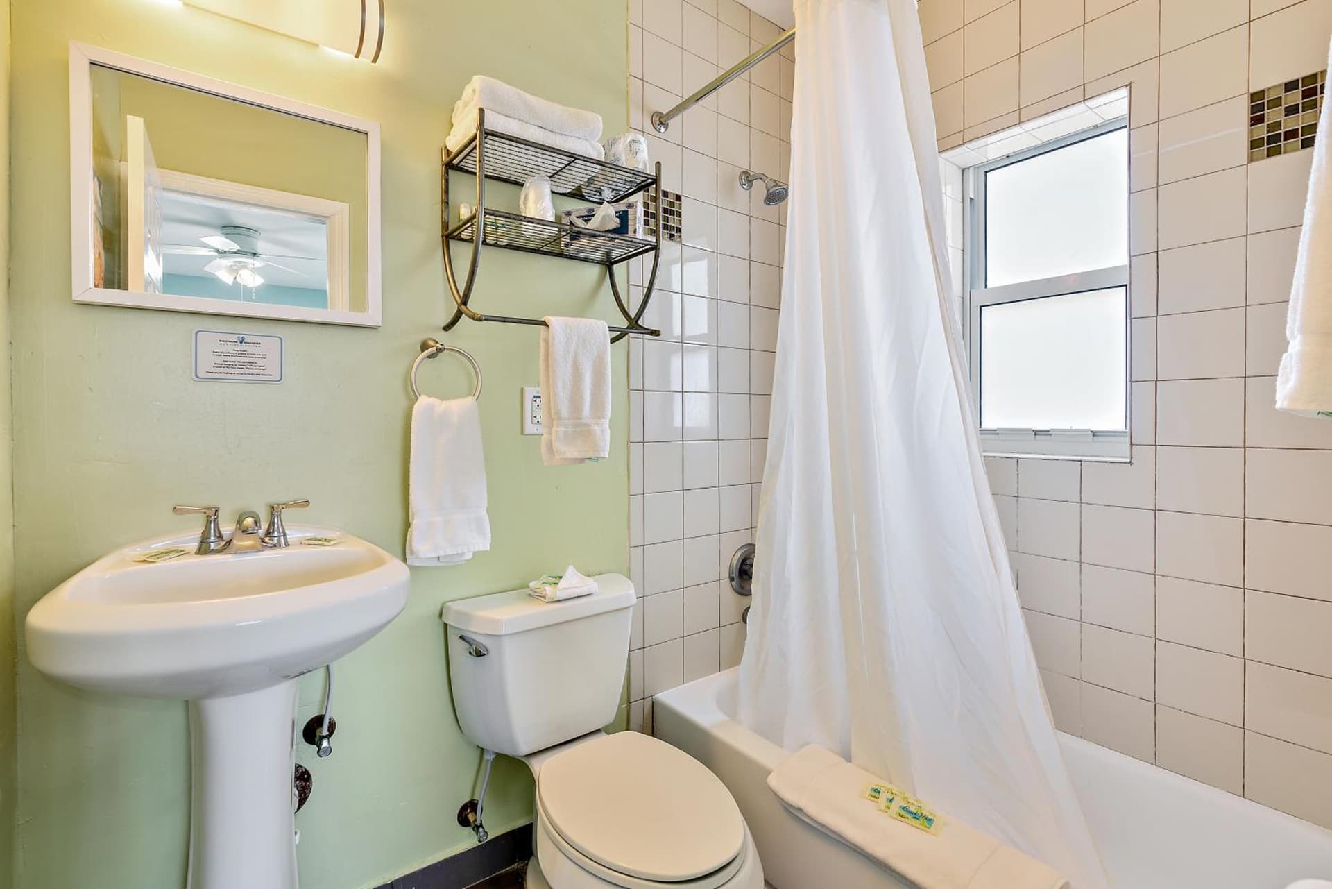 Hollywood Beachside Boutique Suite gallery photo in Hollywood, FL — image 33