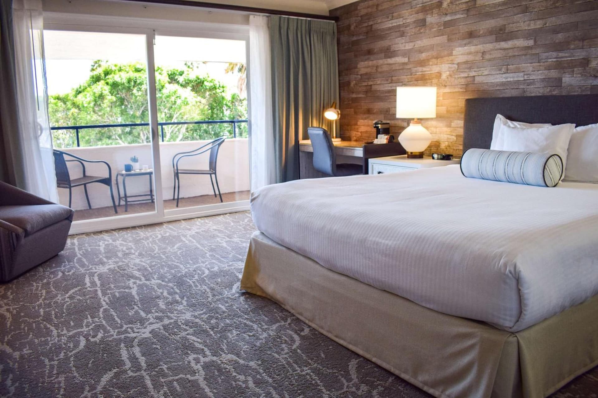 Beachside Inn gallery photo in Santa Barbara, CA — image 65
