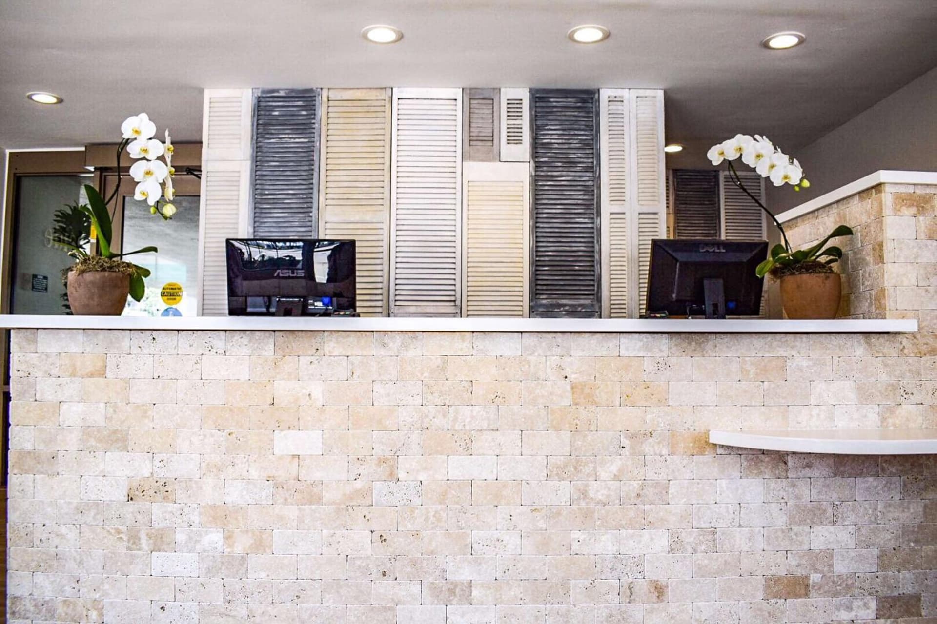 Beachside Inn gallery photo in Santa Barbara, CA — image 87
