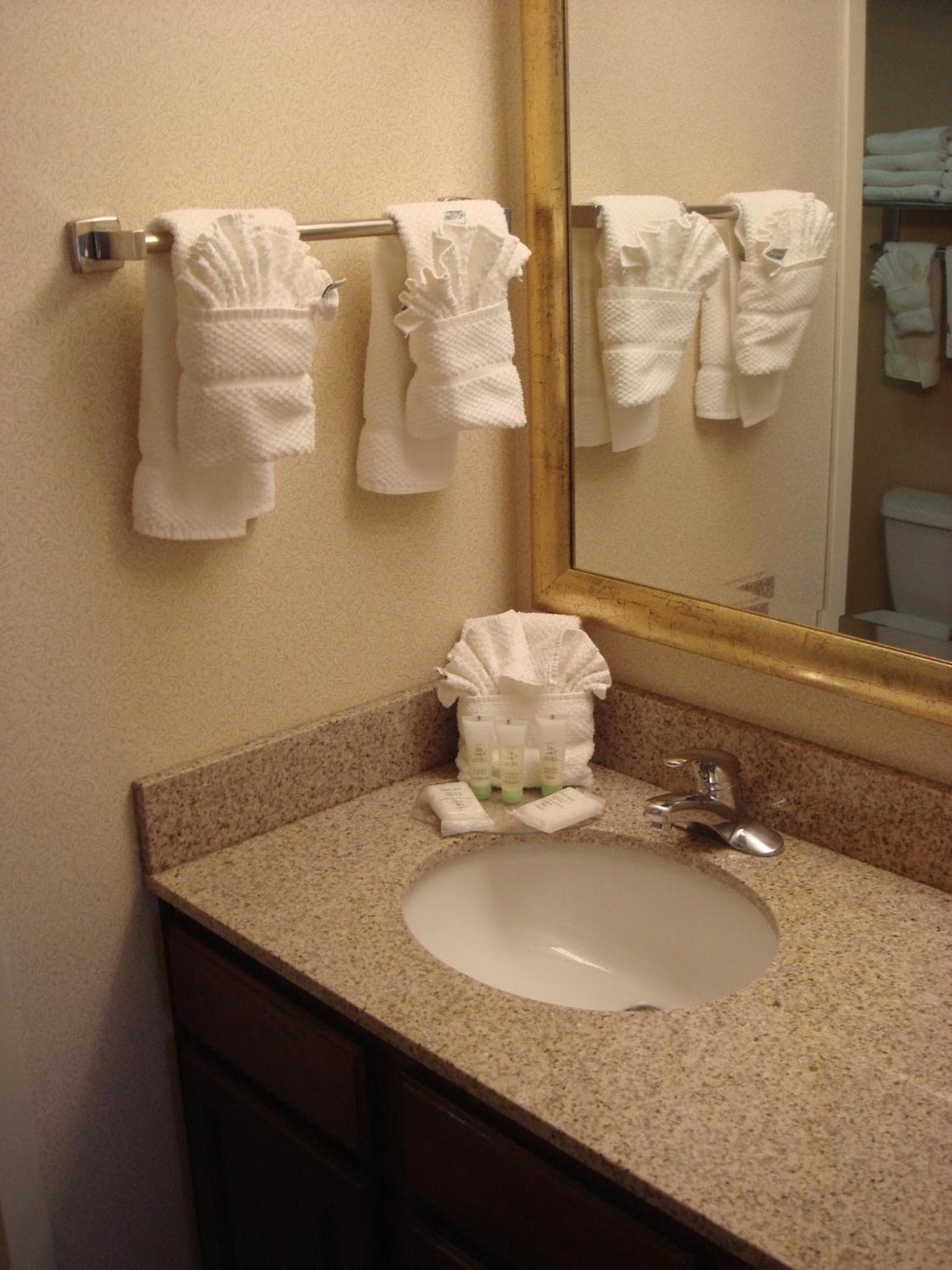 Staybridge Suites Indianapolis-Airport by IHG interior in Plainfield, IN — gallery photo 2