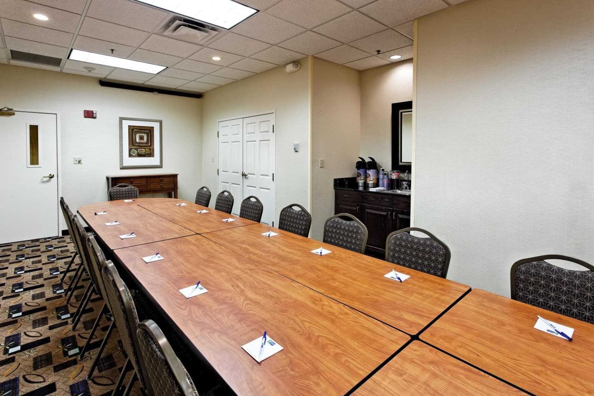 Garner Hotel Evansville East by IHG gallery photo in Evansville, IN — image 4