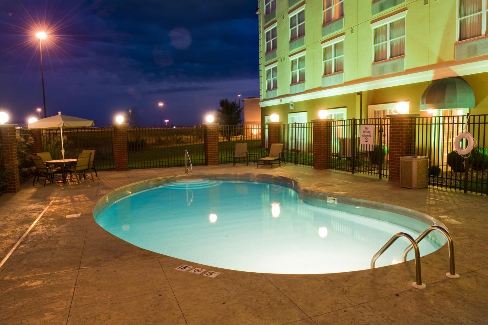 Garner Hotel Evansville East by IHG gallery photo in Evansville, IN — image 29
