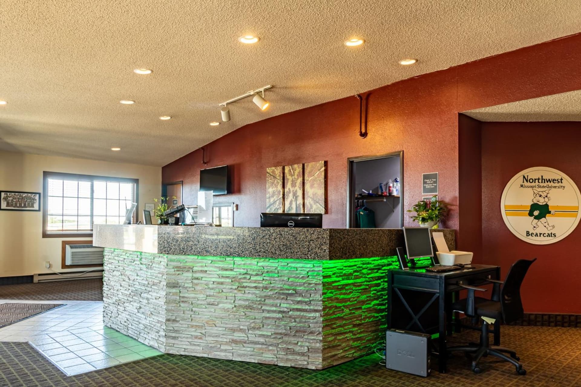 Park Inn By Raddison interior in Maryville, MO — gallery photo 2