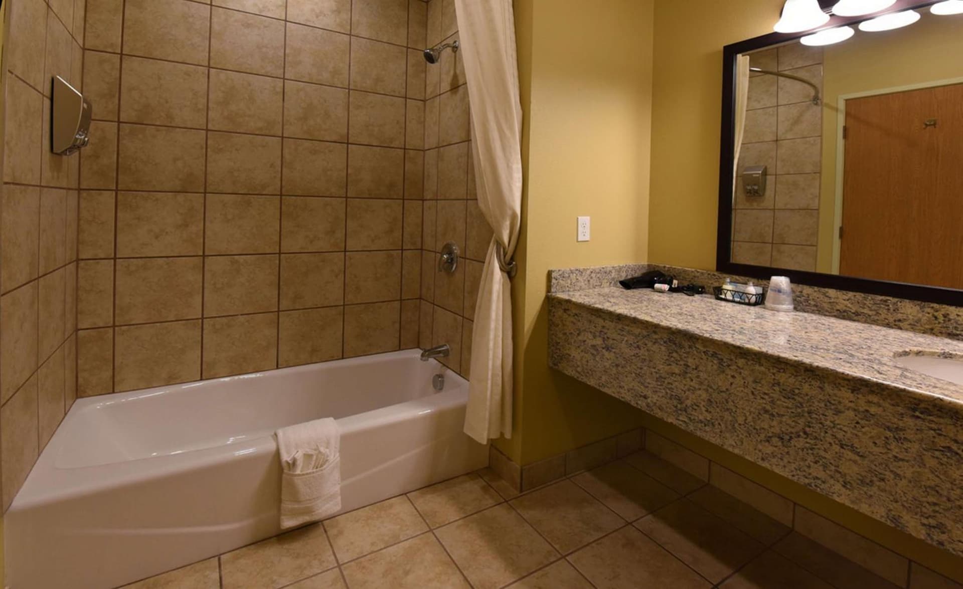 Best Western Plus Vintage Valley Inn gallery photo in Zillah, WA — image 46