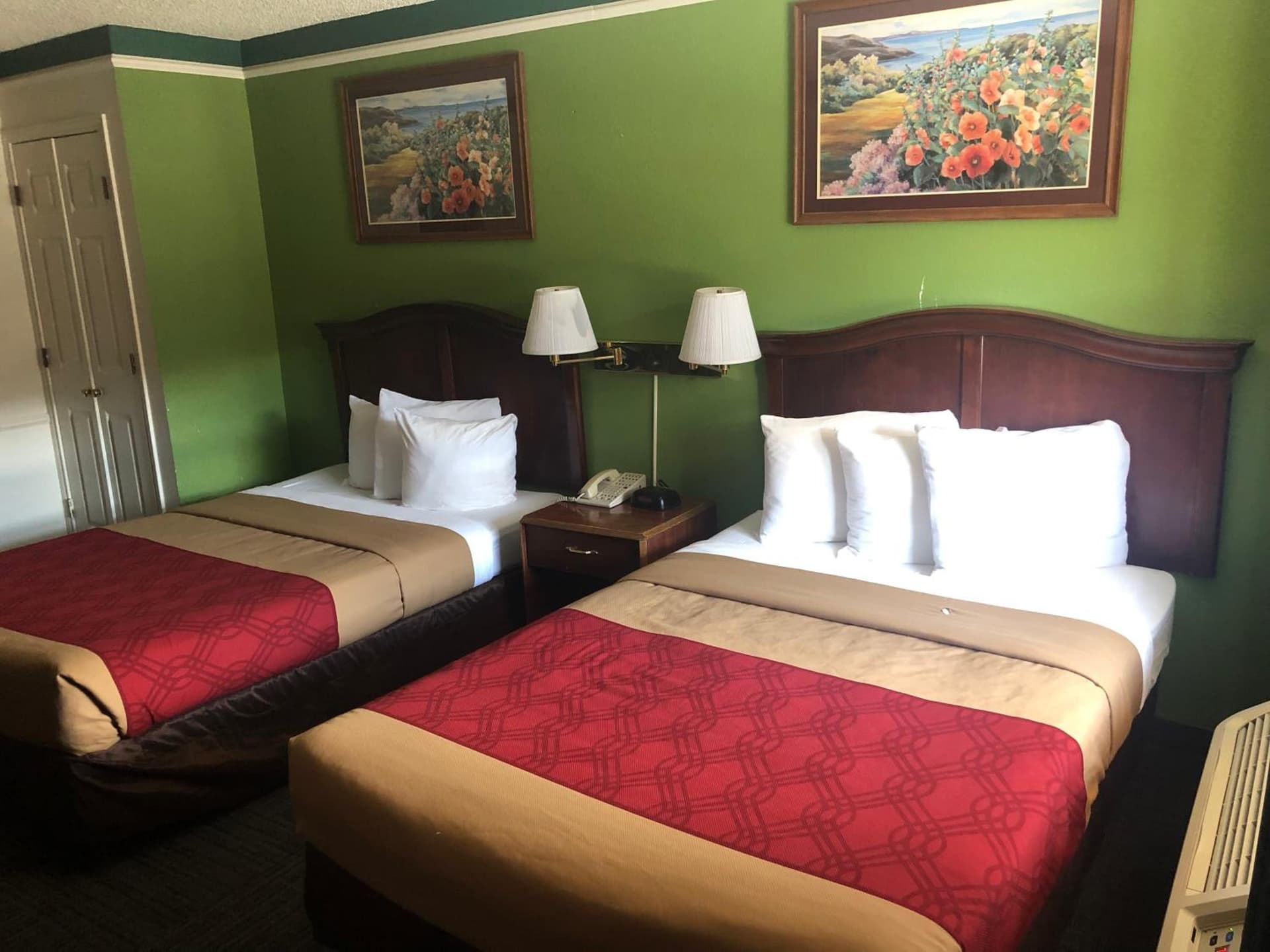 Americas Best Value Inn Denver property views in Denver, CO — gallery photo 3
