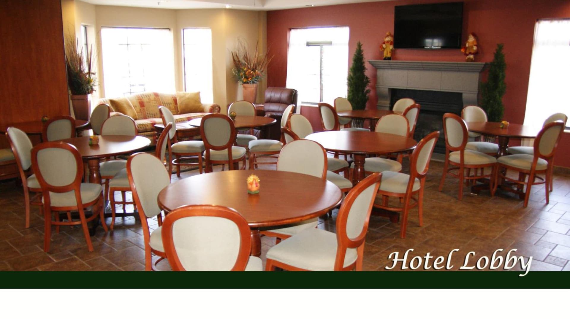 Country Hearth Inn & Suites Edwardsville interior in Edwardsville, IL — gallery photo 2