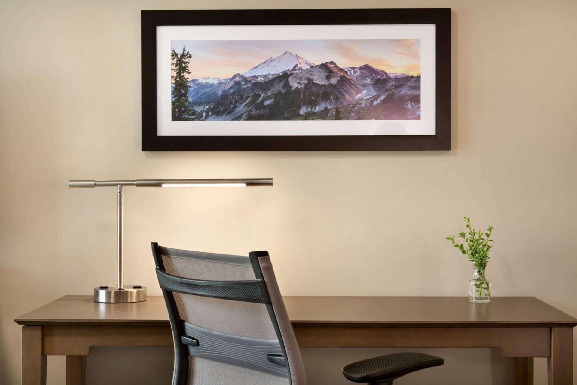 La Quinta Inn & Suites by Wyndham Burlington gallery photo in Burlington, WA — image 18