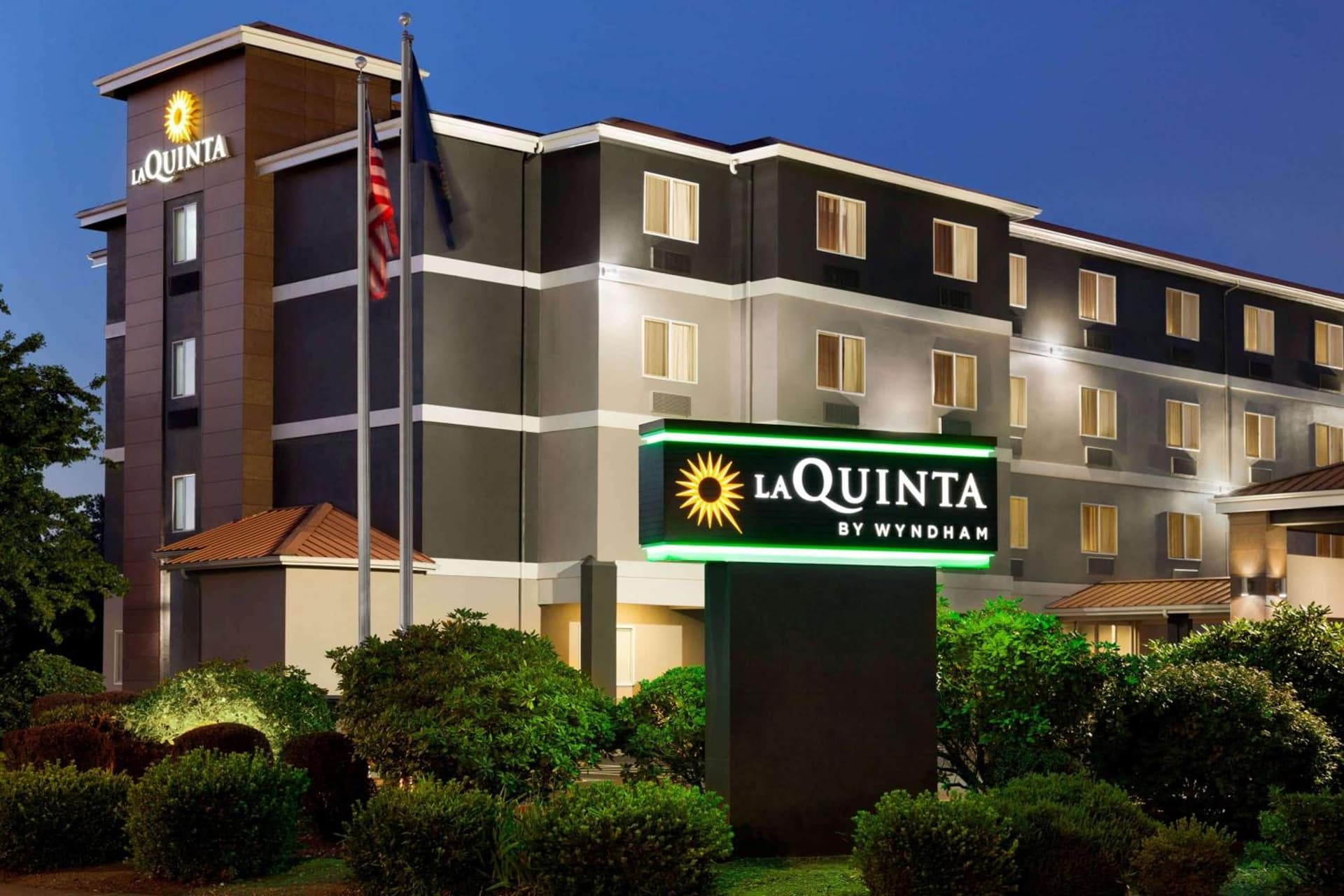 La Quinta by Wyndham Salem OR property views in Salem, OR — gallery photo 3