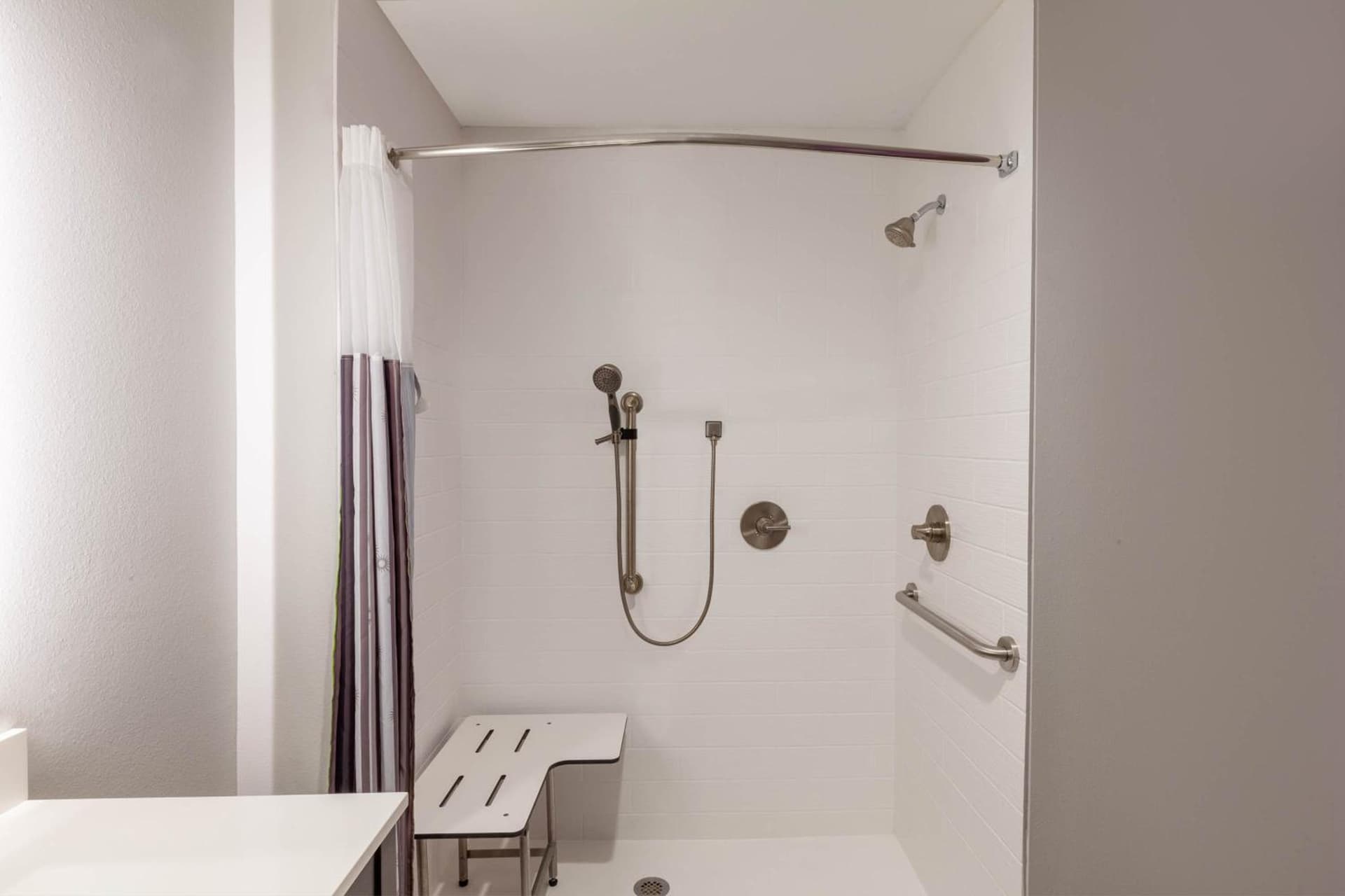 La Quinta Inn & Suites by Wyndham Lafayette Oil Center gallery photo in Lafayette, LA — image 48