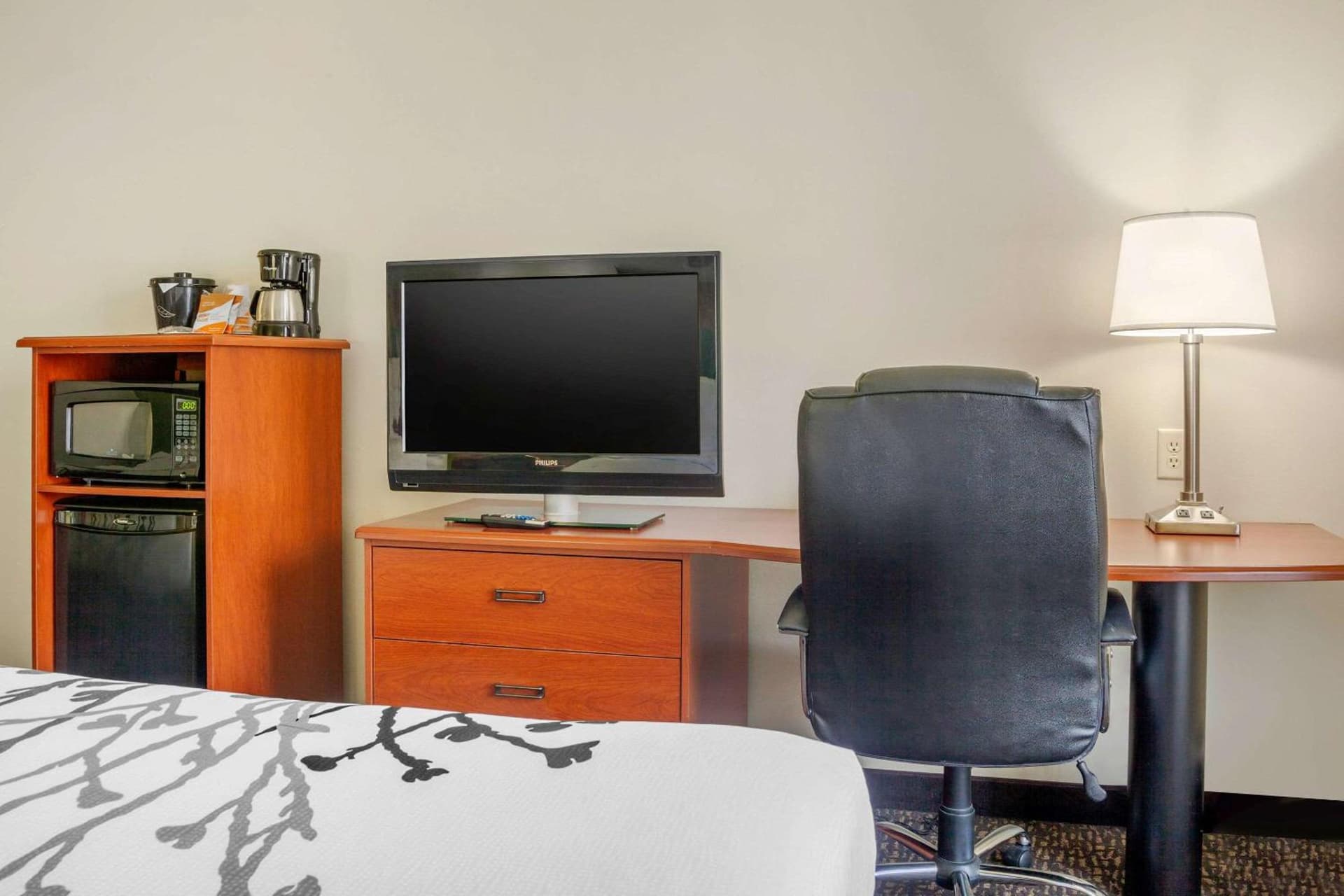Sleep Inn & Suites Milwaukee Airport gallery photo in Milwaukee, WI — image 25