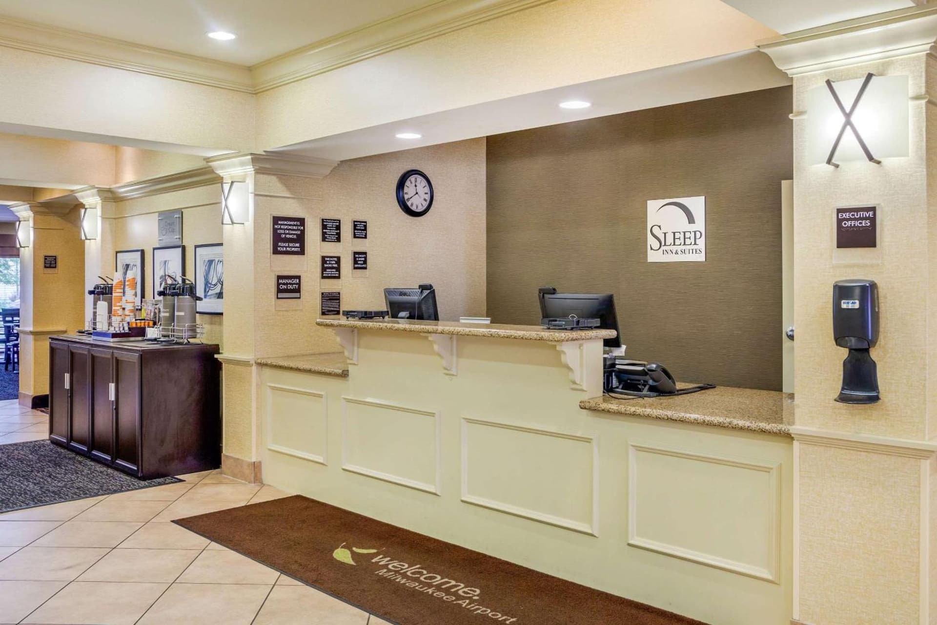 Sleep Inn & Suites Milwaukee Airport interior in Milwaukee, WI — gallery photo 2