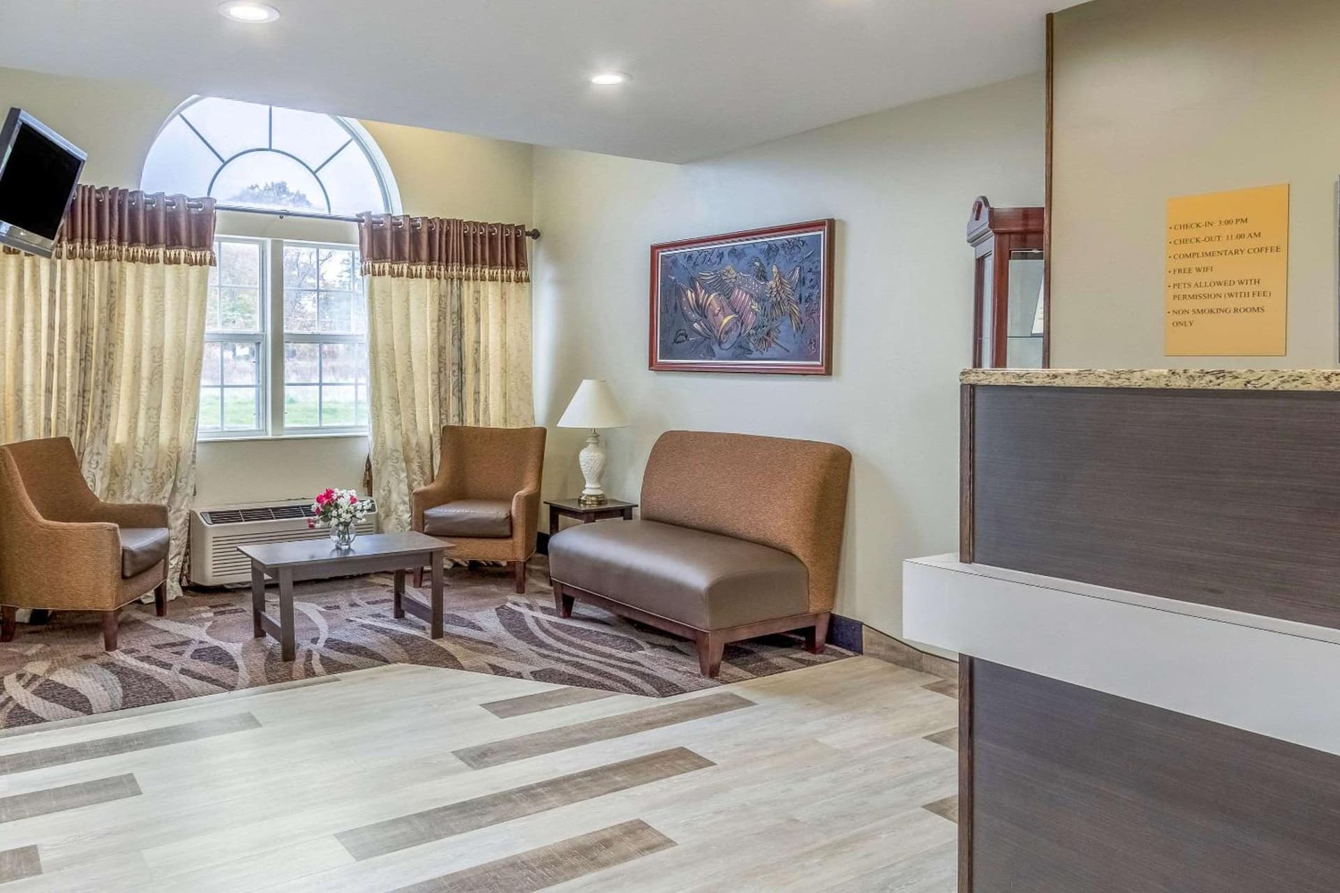Quality Inn & Suites North Lima - Boardman gallery photo in North Lima, OH — image 37