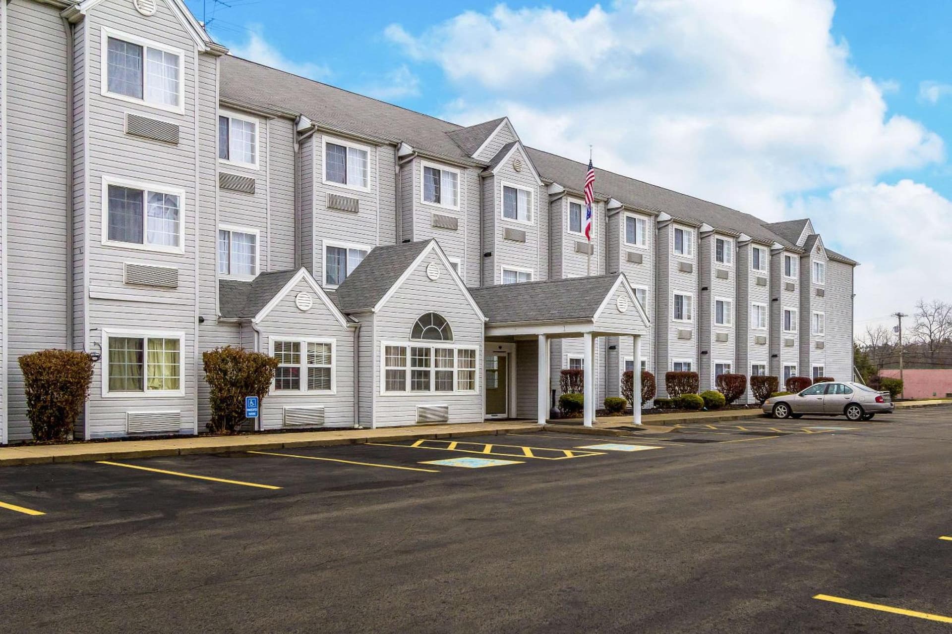 Quality Inn & Suites North Lima - Boardman gallery photo in North Lima, OH — image 12