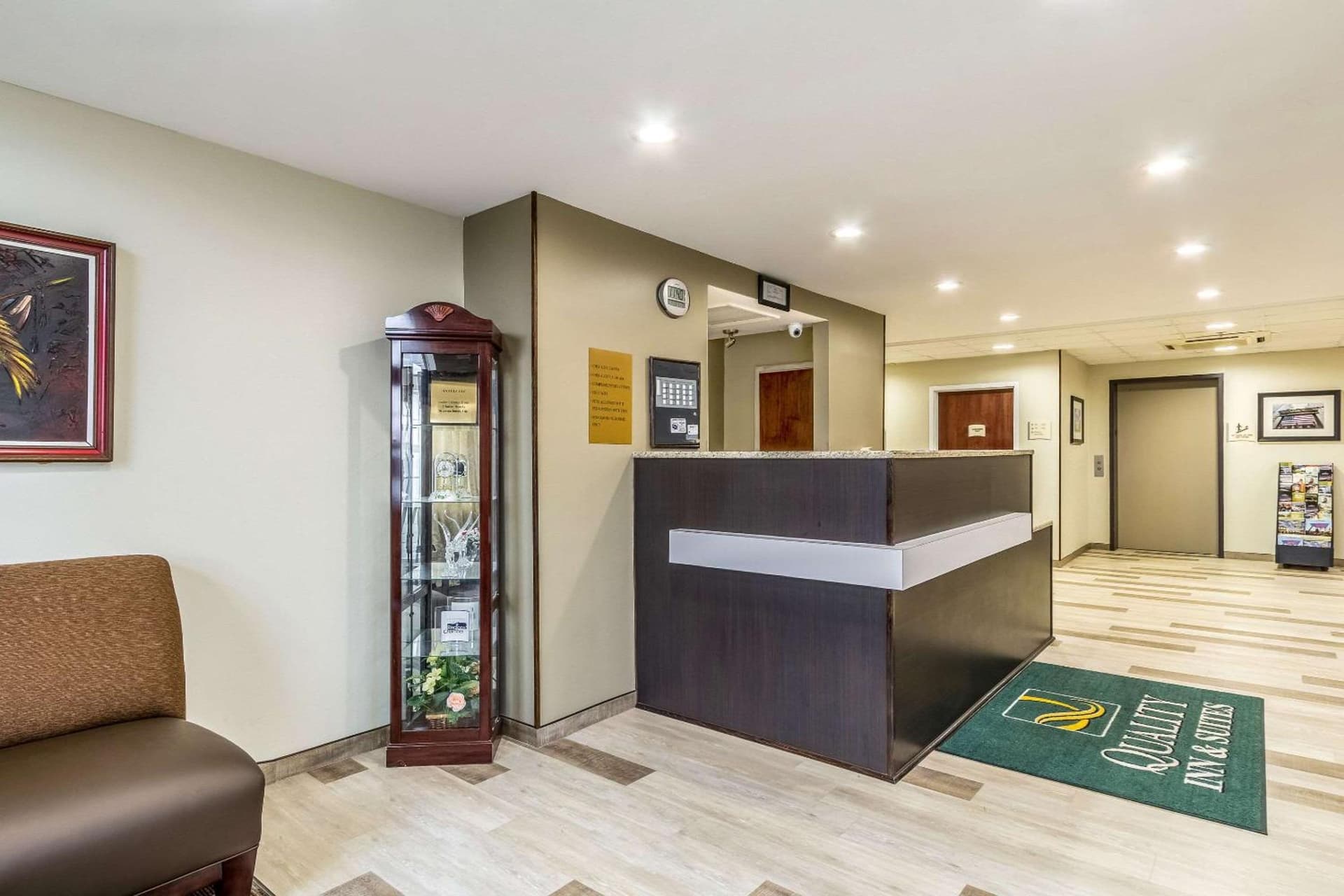 Quality Inn & Suites North Lima - Boardman gallery photo in North Lima, OH — image 11