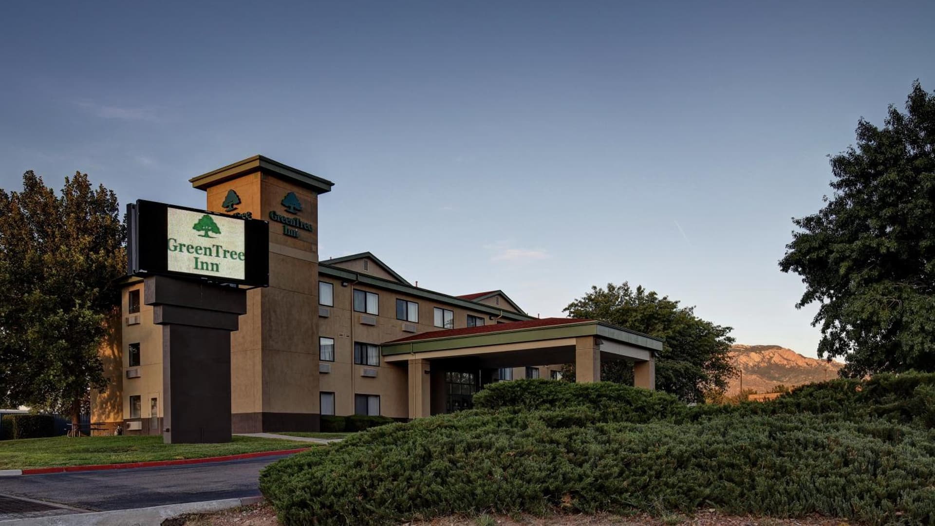 Best Western North I-25 Hotel gallery photo in Albuquerque, NM — image 12