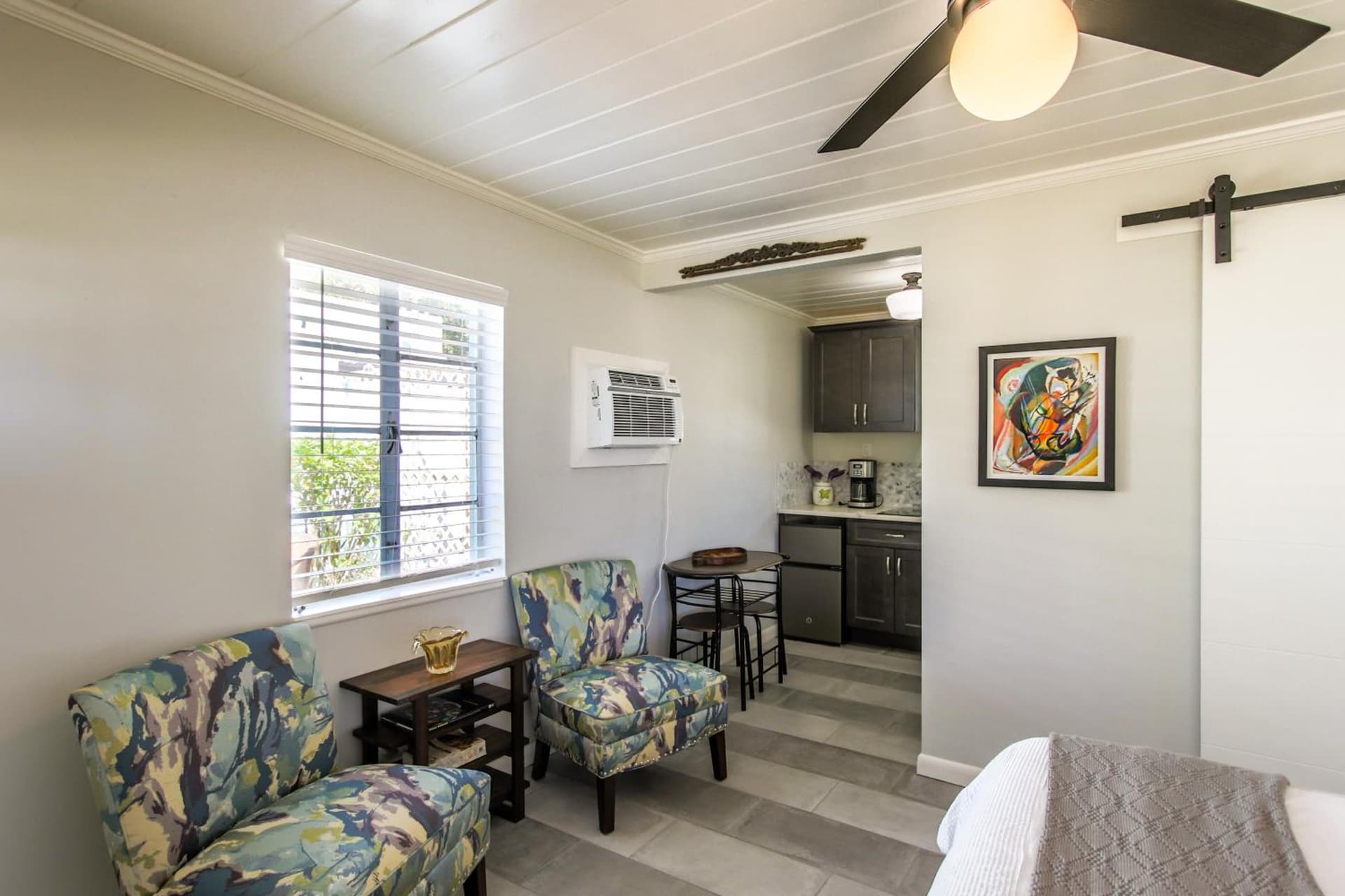 Island View Cottages Sebastian property views in Sebastian, FL — gallery photo 3