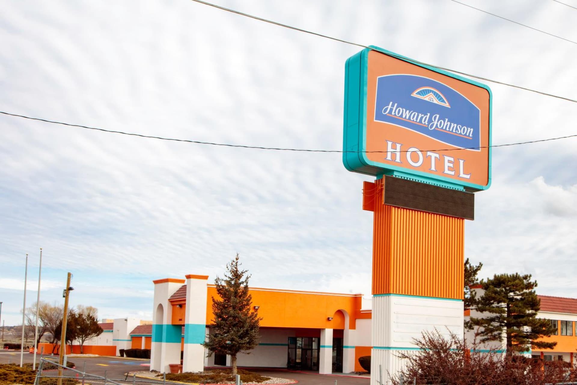 Howard Johnson by Wyndham Gallup featured exterior or lobby in Gallup, NM — similar hotel