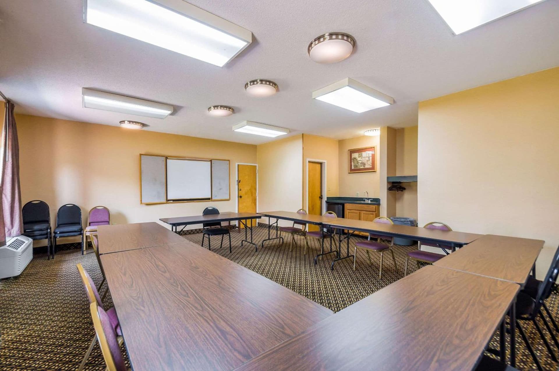 Quality Inn Fredericksburg-Central Park Area property views in Fredericksburg, VA — gallery photo 3