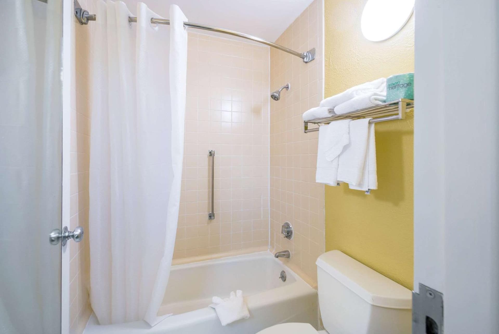 Quality Inn Fredericksburg-Central Park Area gallery photo in Fredericksburg, VA — image 33