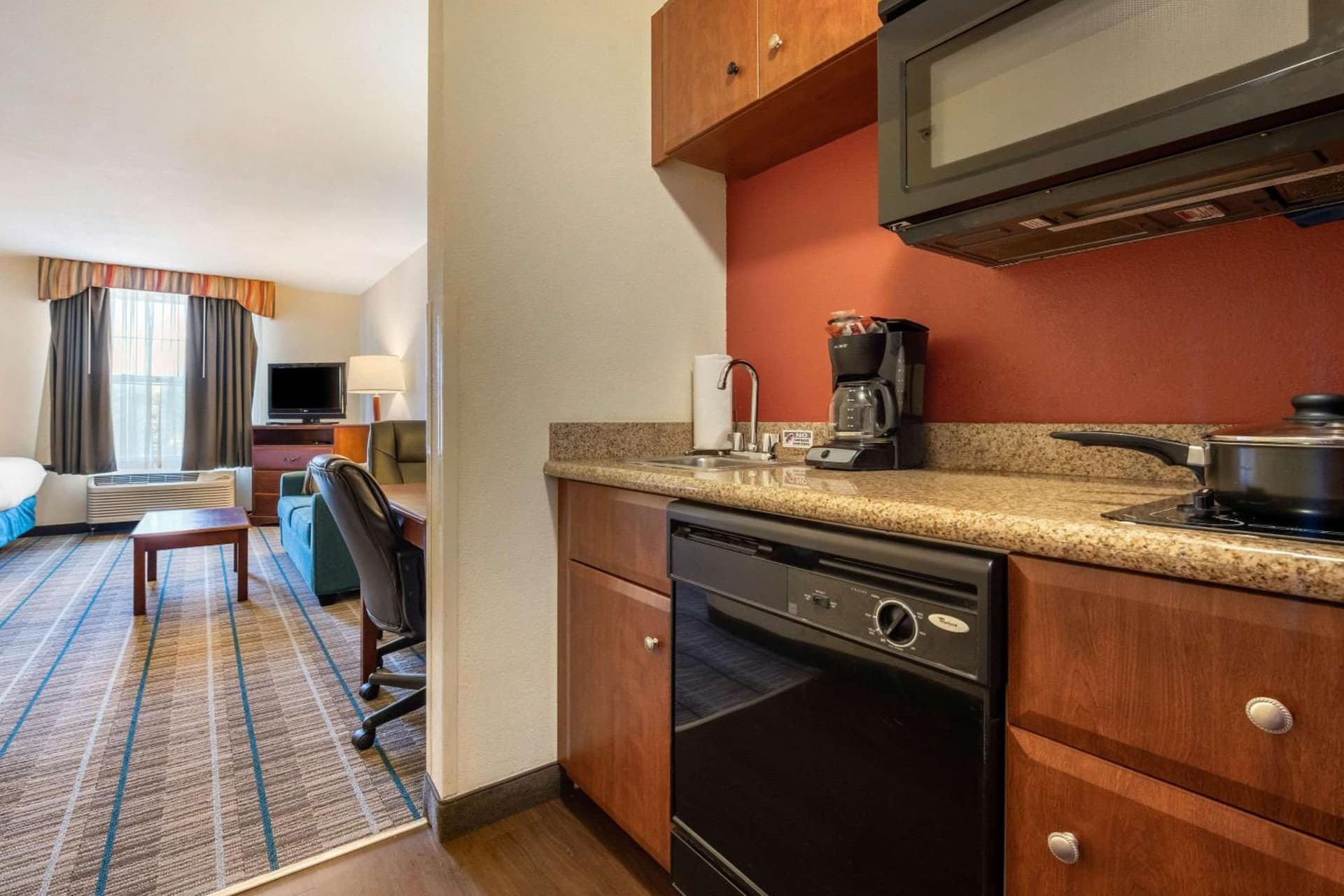 MainStay Suites Grantville - Hershey North gallery photo in Grantville, PA — image 24