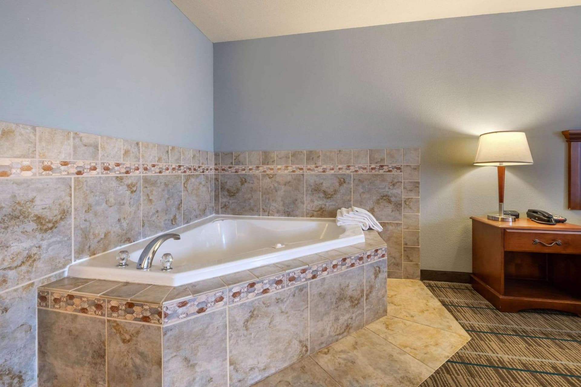 MainStay Suites Grantville - Hershey North gallery photo in Grantville, PA — image 29