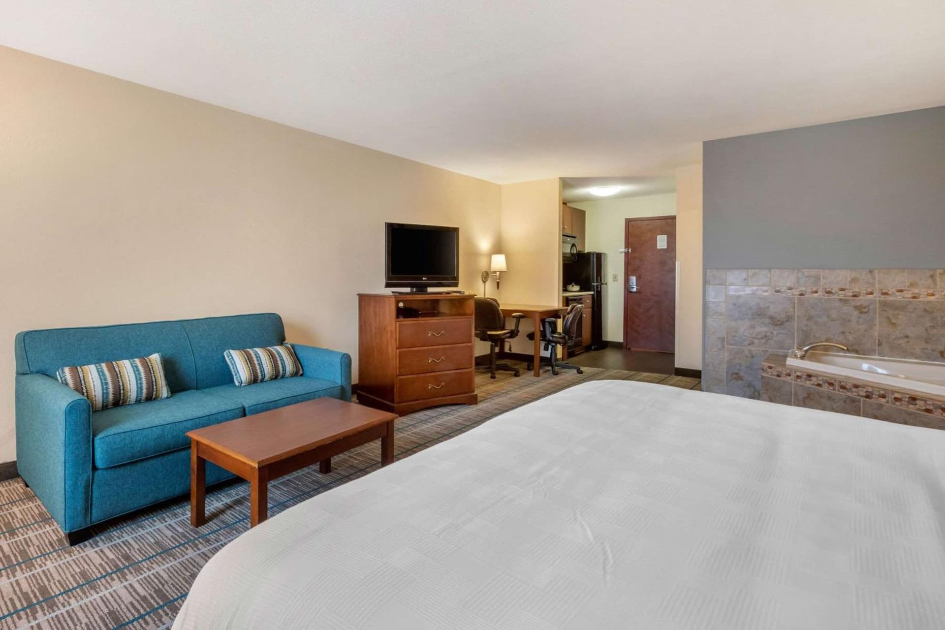 MainStay Suites Grantville - Hershey North gallery photo in Grantville, PA — image 12