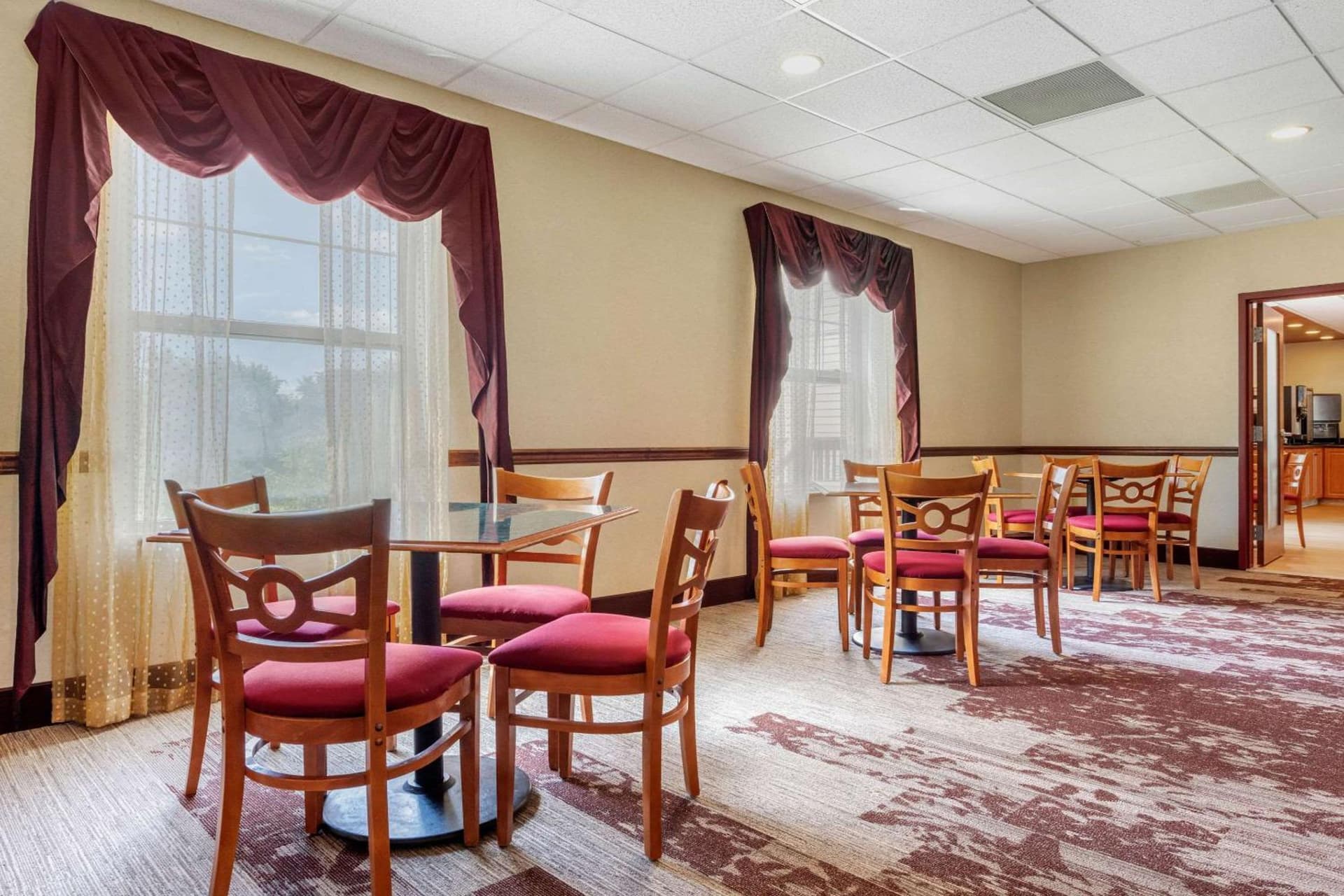 MainStay Suites Grantville - Hershey North gallery photo in Grantville, PA — image 11