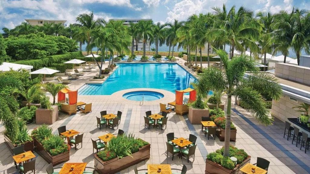 Private condo hotel at Four Seasons Brickell interior in Miami, FL — gallery photo 2